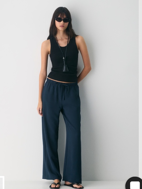 Aritzia Pants - NWOT Aritzia Crepette Lodge Pant, XS